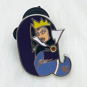 🔮 5/$25 Disney Alphabet Q For Evil Queen Snow‎ White Pin